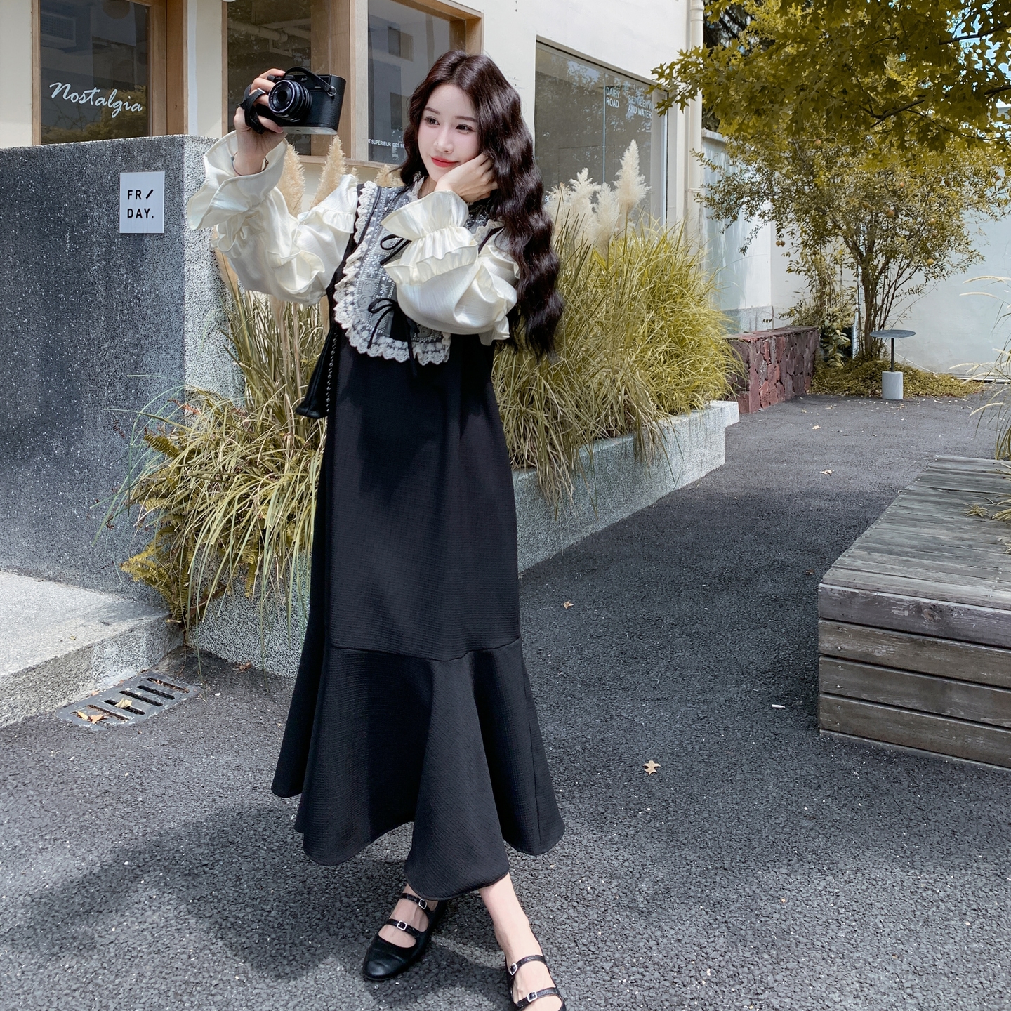 甜美法式木耳边连衣裙女今年流行别致漂亮撞色拼接学院风鱼尾裙