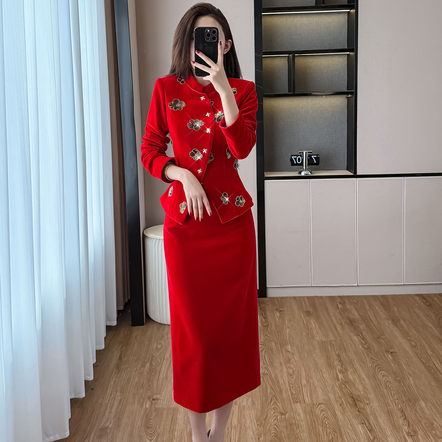 老钱风新娘回门敬酒服订婚礼服红色新中式国风套装丝绒外套半身裙