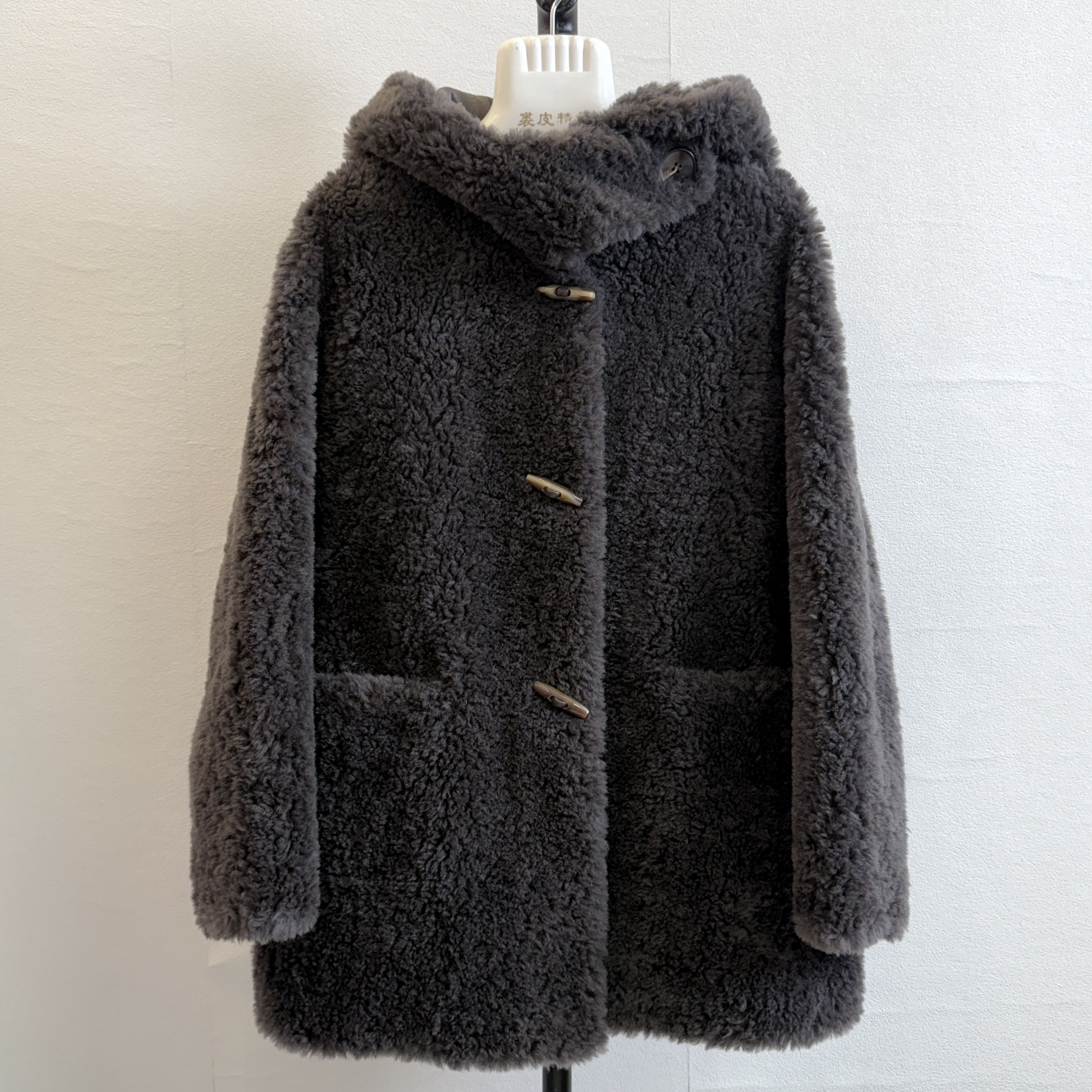 新面料升级版2025年秋冬新款全羊毛卷中长款连帽女士外套8851-3