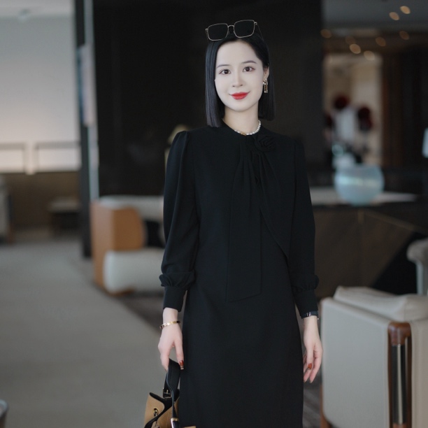 罗美拉 新款气质法式优雅精致设计感飘带显瘦连衣裙#533