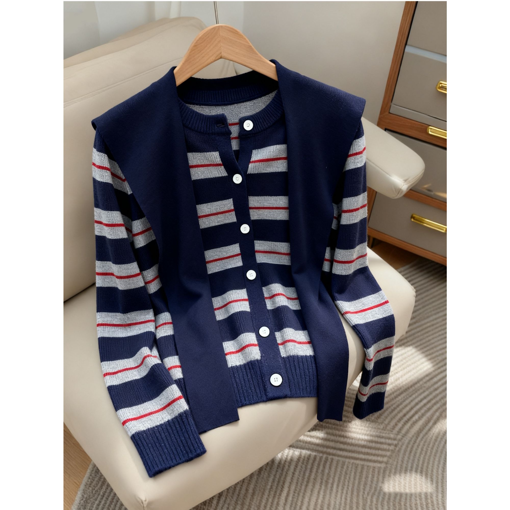 2025秋季新款条纹长袖针织衫女装设计感撞色显瘦百搭毛衣时尚爆款