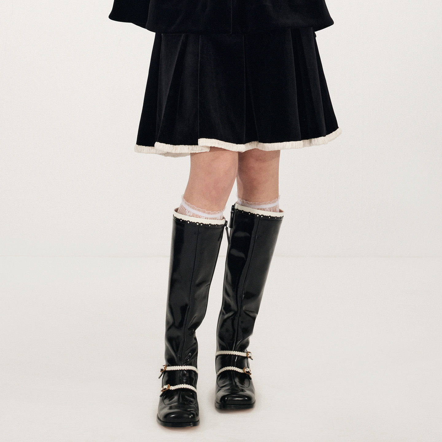 lefame拉飞姆2026春季新款时尚撞色饰边丝绒半裙