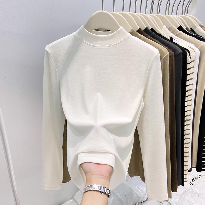 软糯白色半高领打底衫女2026秋冬新款修身显瘦内搭高级感加绒上衣