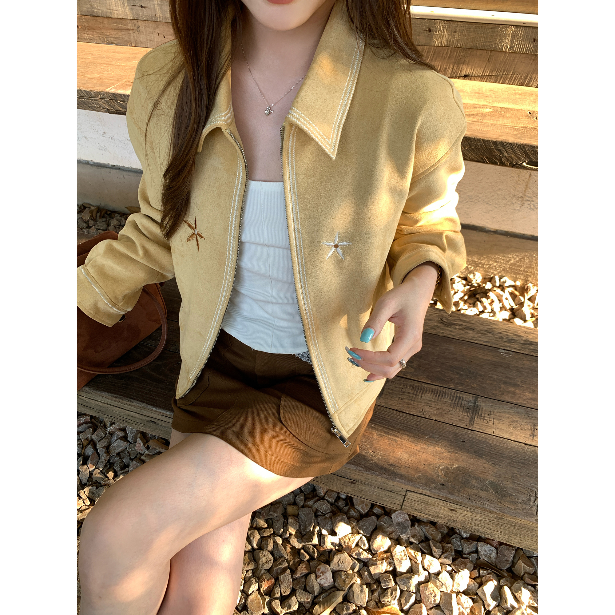 复古刺绣夹克外套女2025早秋新款设计感小众高级翻领短款通勤上衣