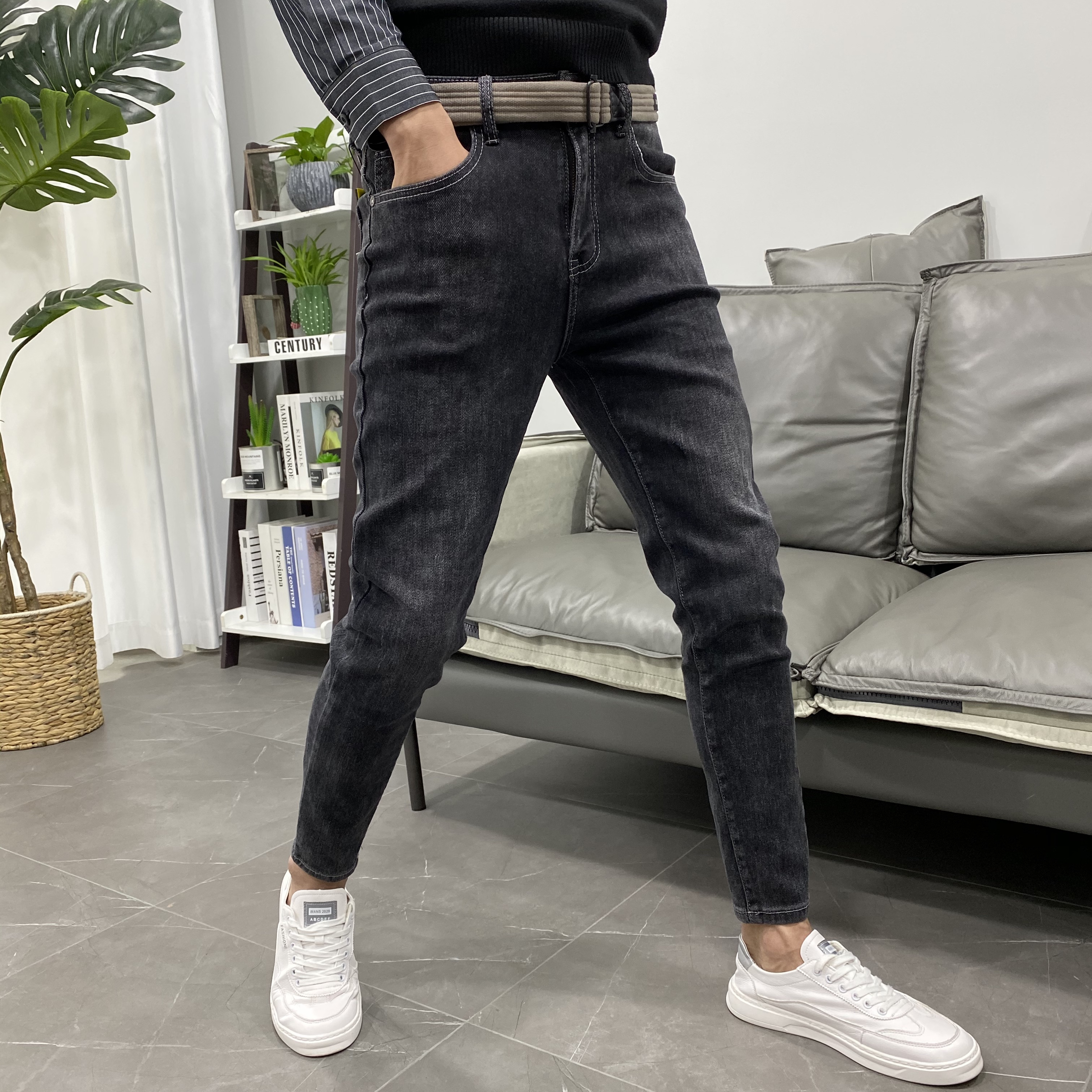 秋季黑灰九分牛仔裤男潮流时尚百搭韩版修身小脚高端水洗弹力休闲