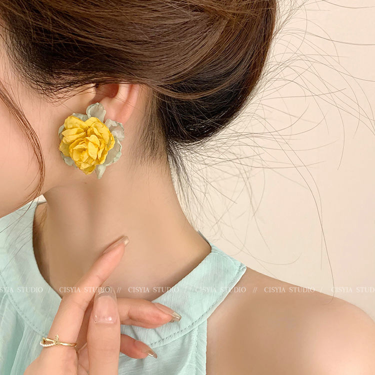 合金耳饰 法式浪漫渐变雪纺花朵耳环女小众气质山茶花度假耳钉