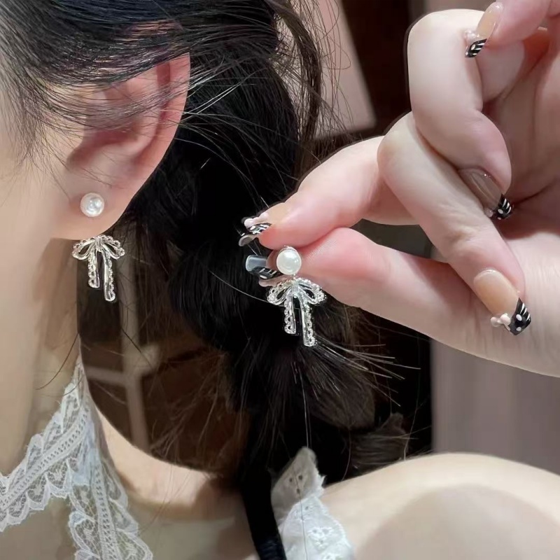 铜合金耳饰 轻奢个性百搭蕾丝花边蝴蝶结耳钉秋冬不掉色简约耳环