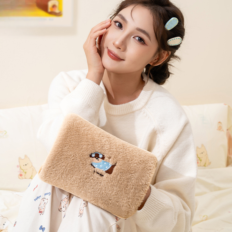 国标电热暖手宝香肠小狗卡通电热水袋水电分离防爆毛绒暖手宝