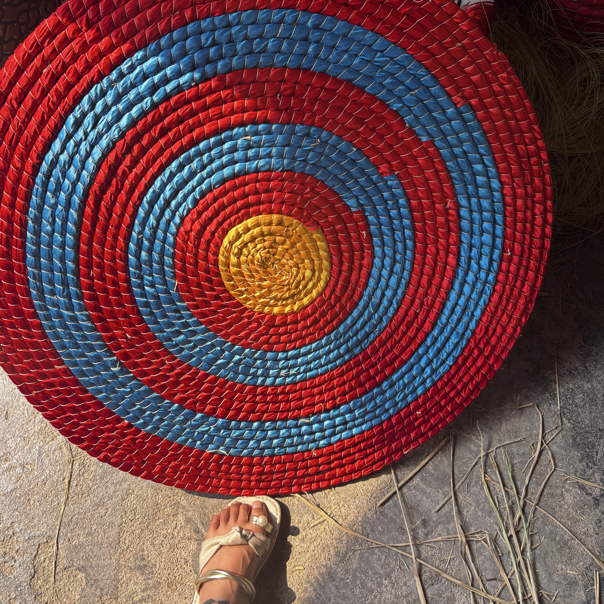 便携式圆编草靶户外射箭专用箭靶