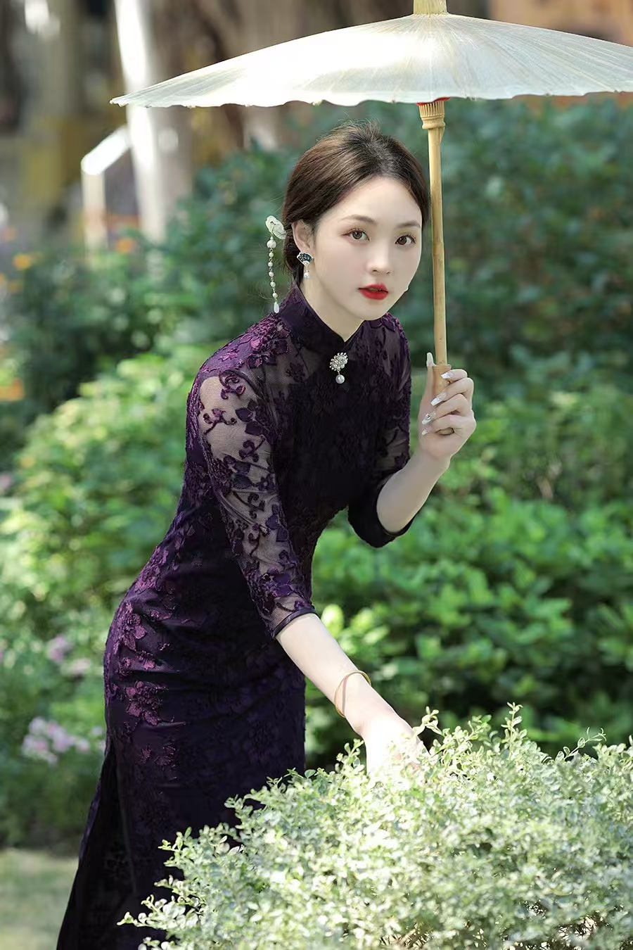 【俏佳人】2025新款网纱植绒提花气质时尚修身高端旗袍-A2