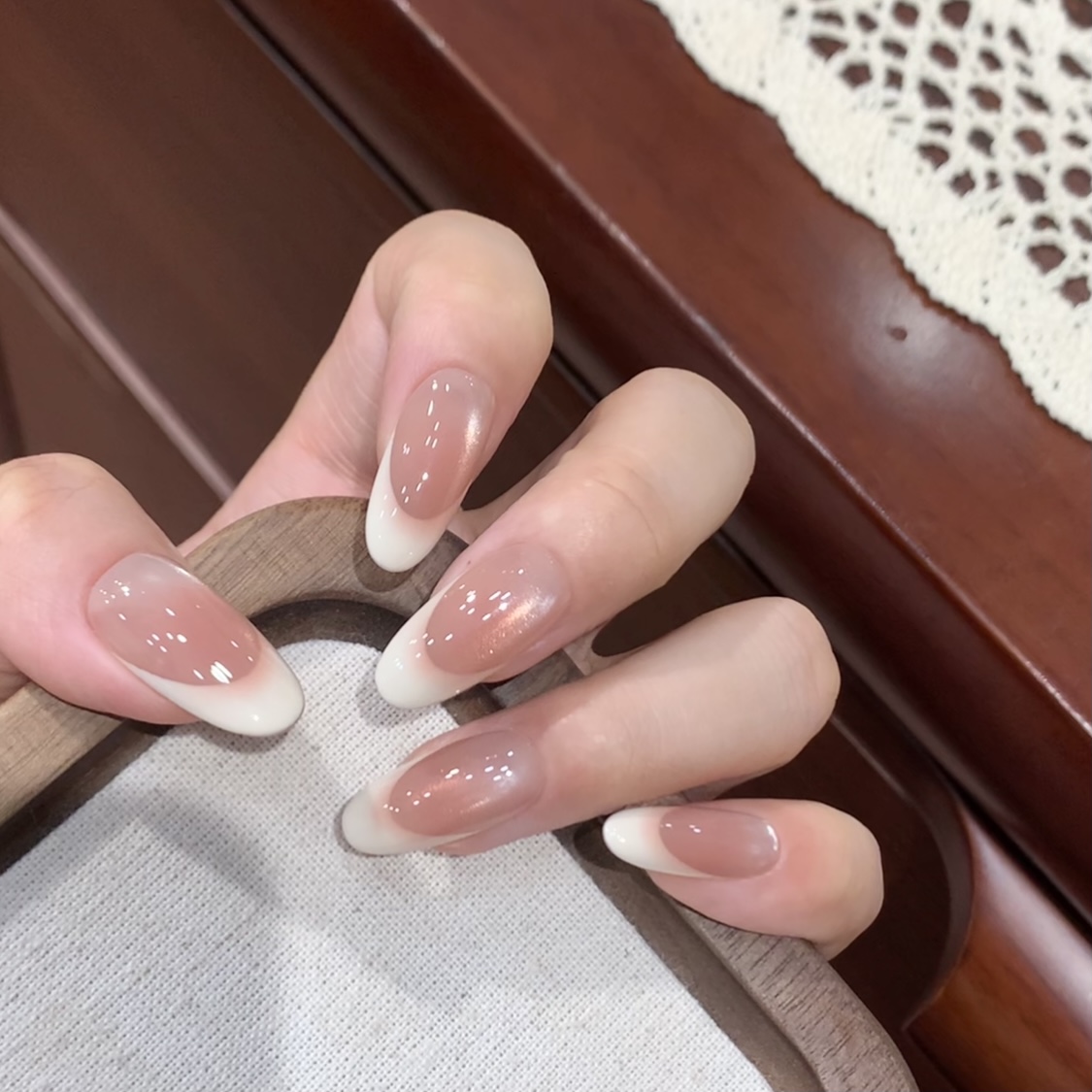 【可可慕斯】-手绘高位法式美甲猫眼腮红轻奢短款显白穿戴甲纯手工