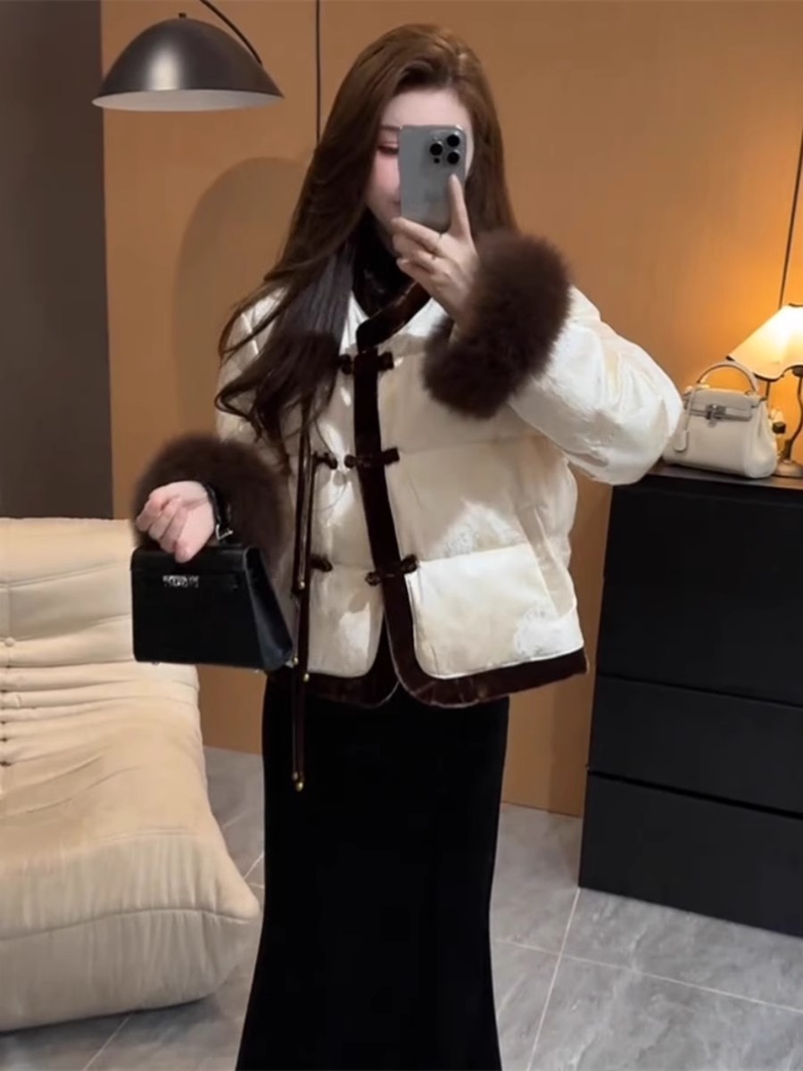 新中式国风流苏盘扣棉服女2024年冬季新款袖口仿狐狸毛棉衣外套女