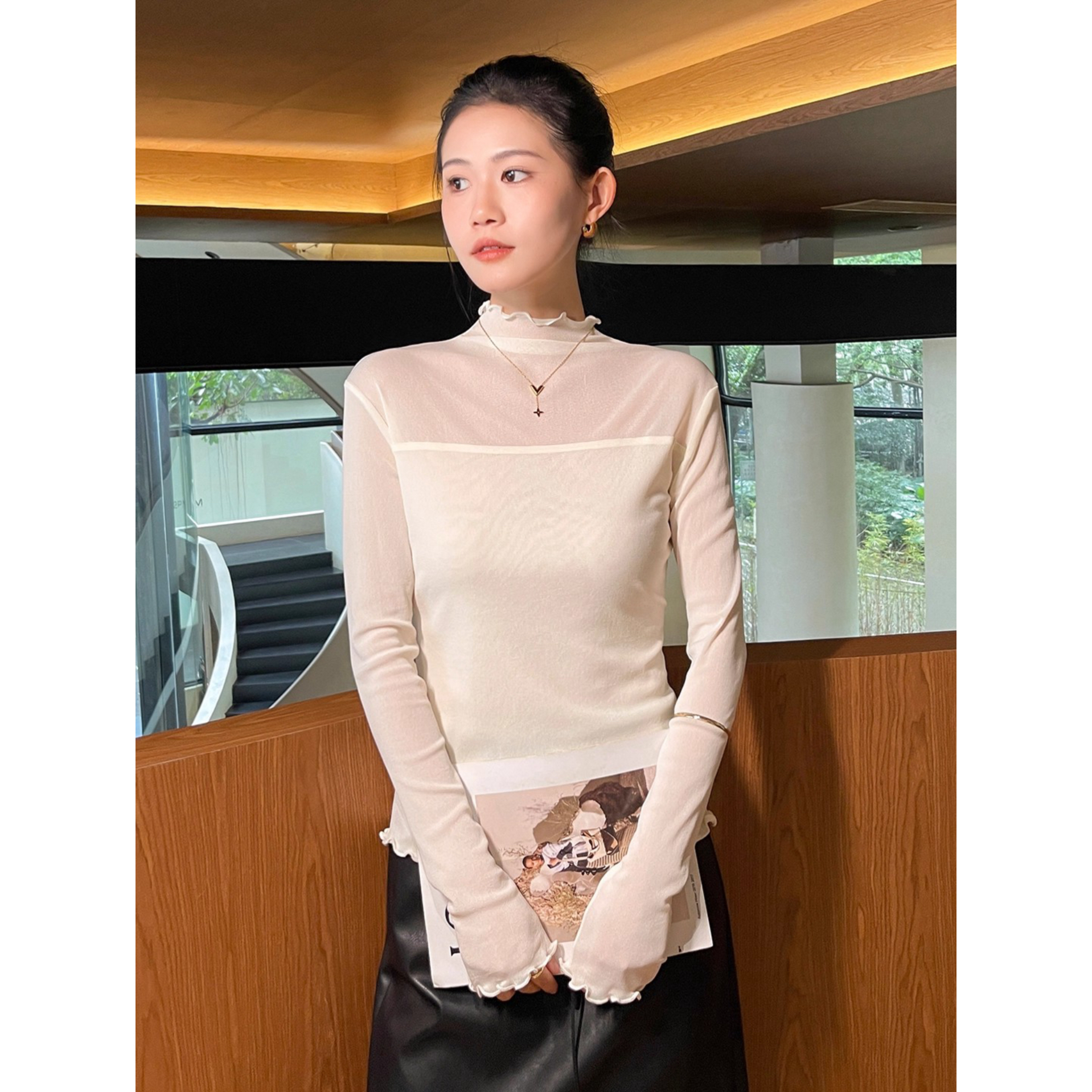 高领网纱白色打底衫2025新款女秋季木耳边长袖t恤内搭上衣显瘦