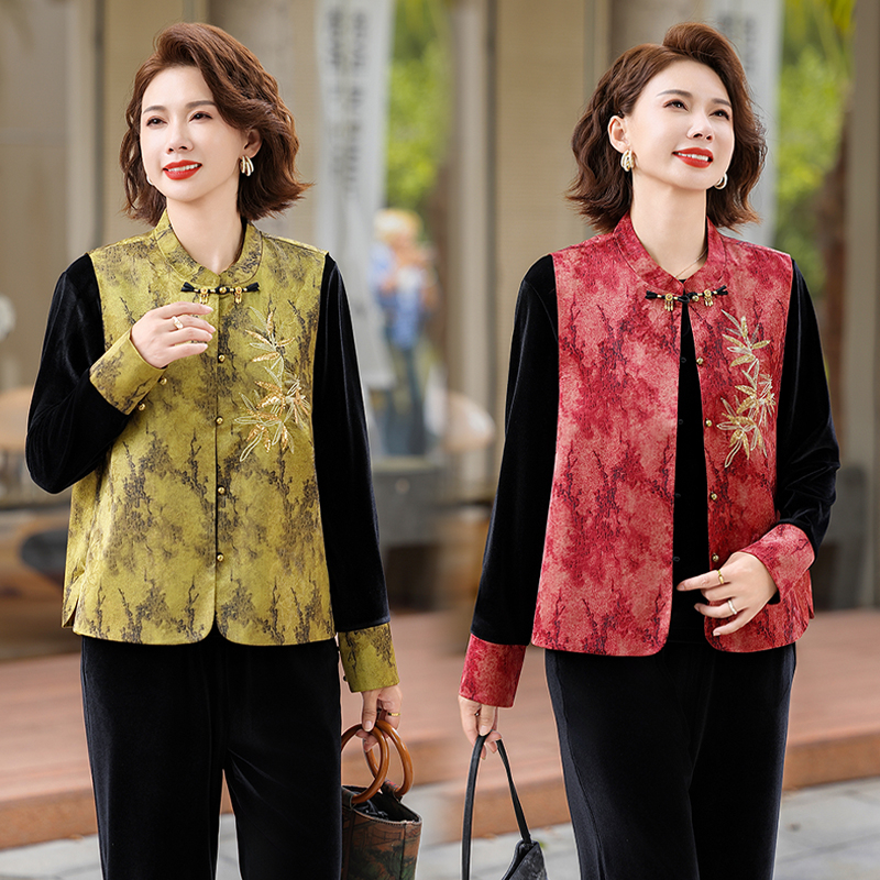妈妈秋装新中式马甲套装2025新款中老年女装端庄大气金丝绒三件套