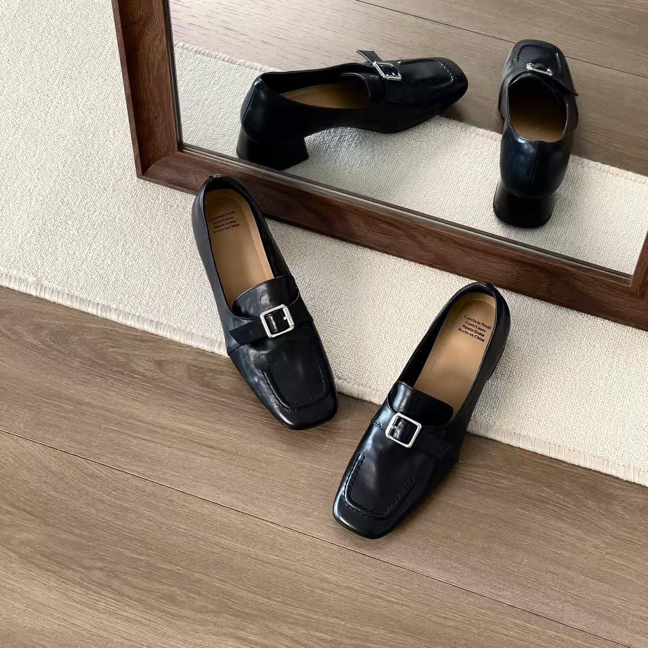 HUSSLOVE 头层牛皮·跟高3.5CM·百搭女士搭扣方头气质通勤乐福鞋