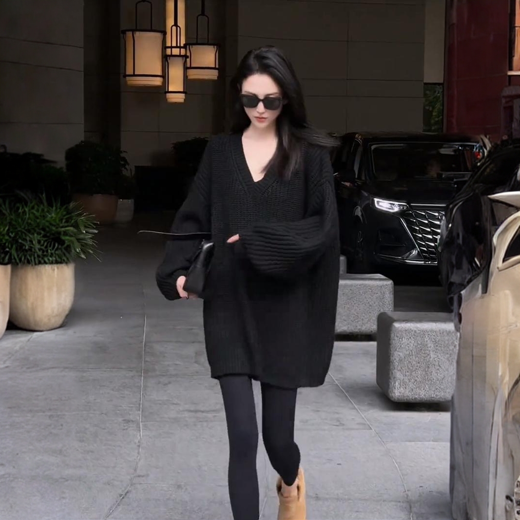 大码秋冬新款慵懒风宽松中长款针织毛衣胖mm气质显瘦百搭打底上衣