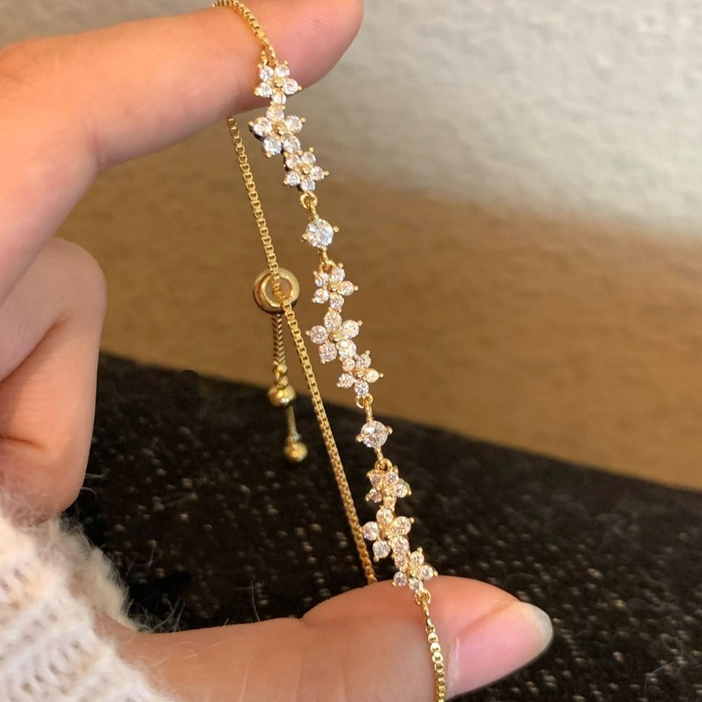 法式梦幻花庭手链2025新款韩式甜美约会ins风少女百搭装饰手饰品