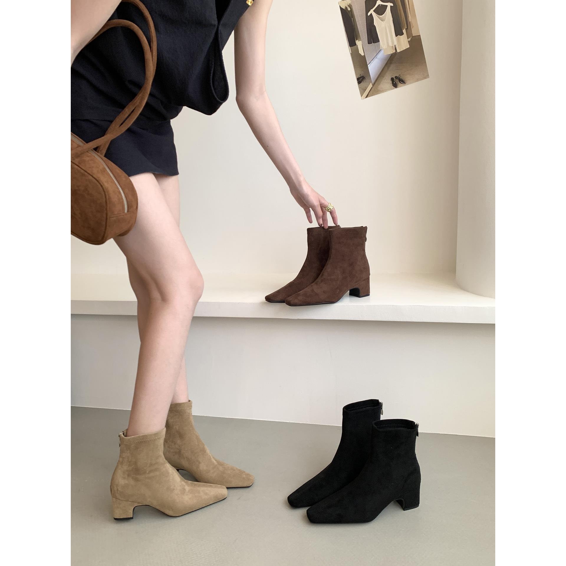 法式绒面方头粗跟短靴女2025新款气质百搭显瘦弹力瘦瘦靴高跟踝靴