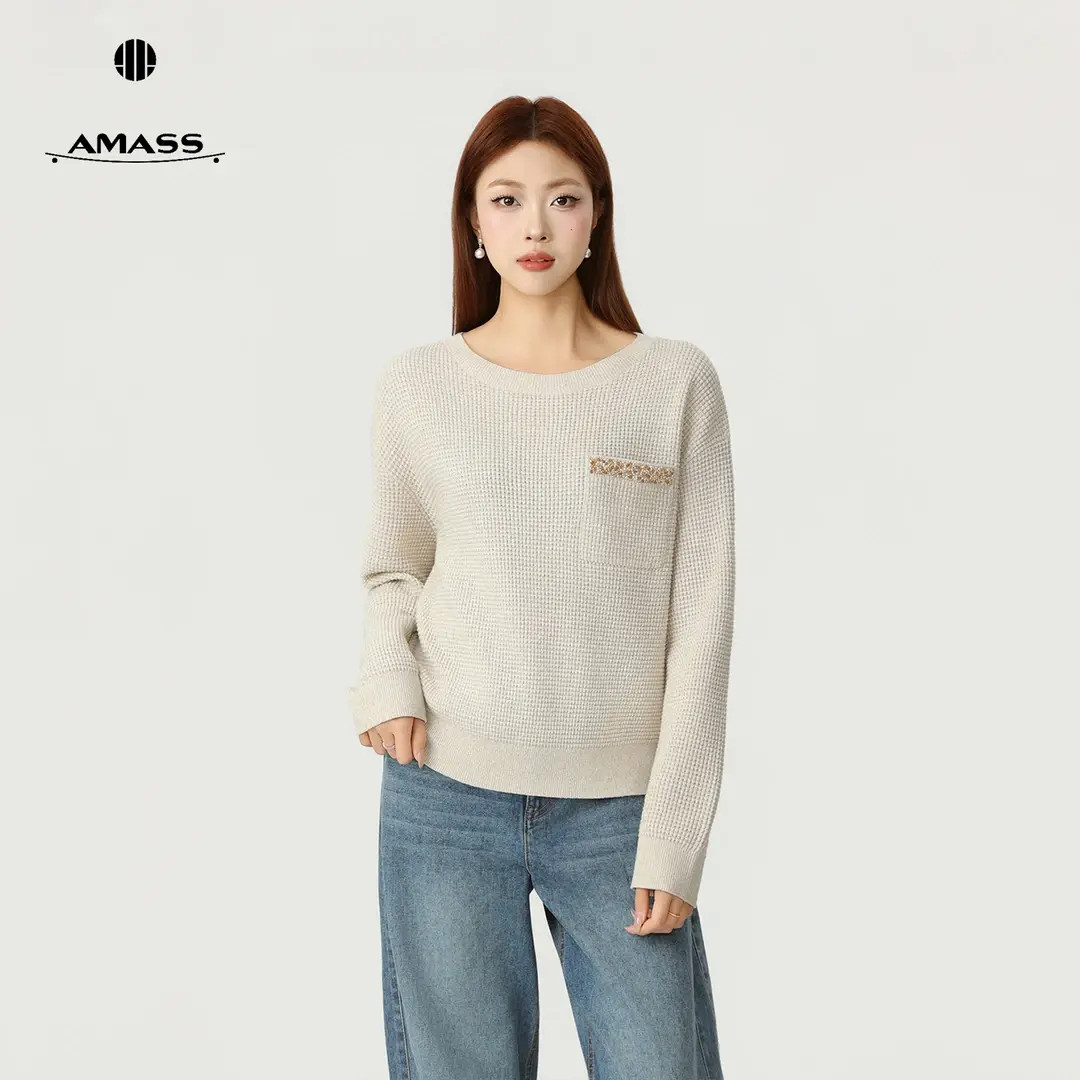 AMASS/阿玛施冬季新款潮牌松弛感亮片贵气百搭套头针织衫女538112