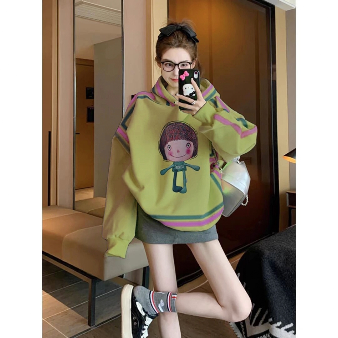 外套女秋冬2026新款洋气印花爆款连帽黄绿色卫衣女休闲套头上衣