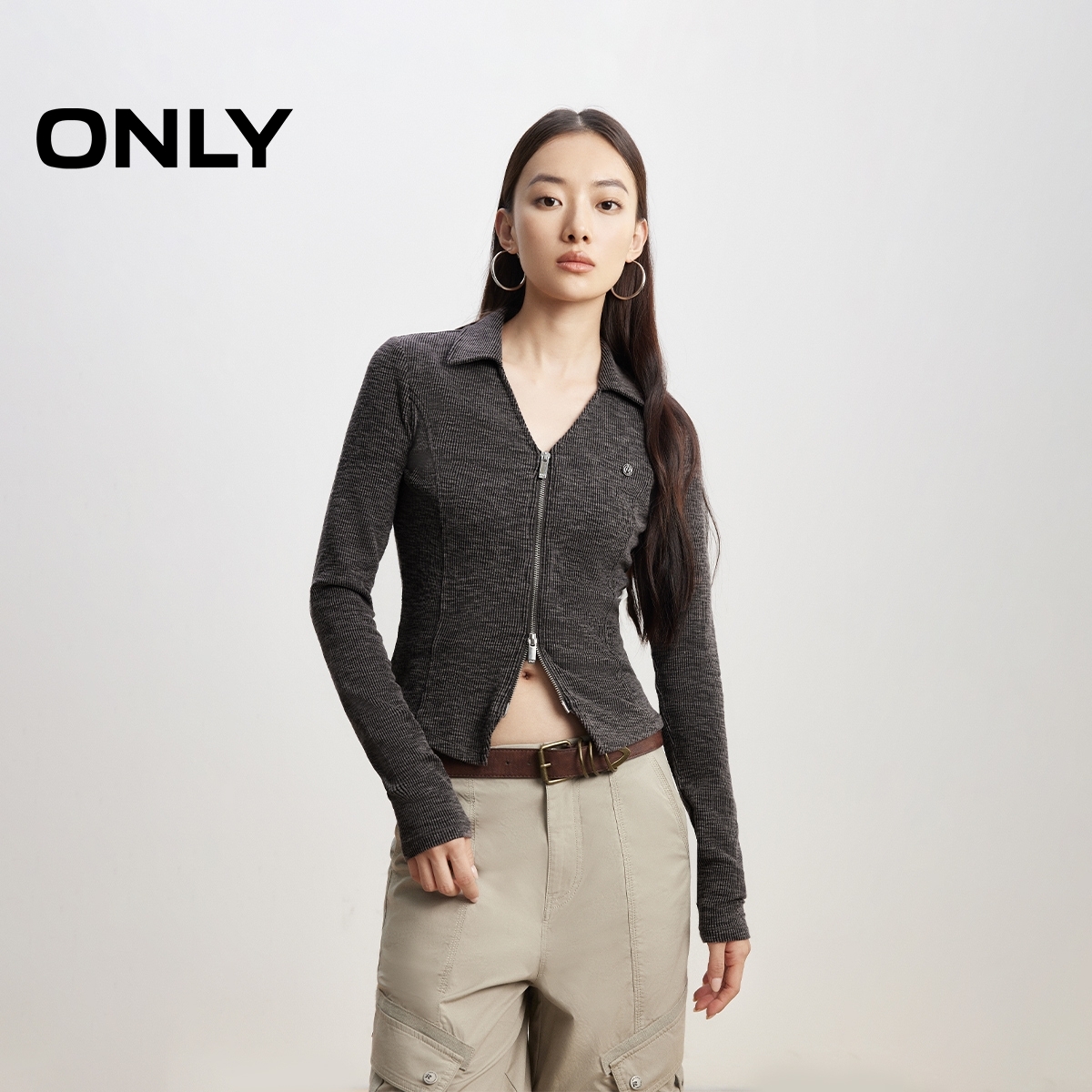 ONLY秋冬显瘦V字长袖T恤修身暖系流光风拍照必备衣服|125302021