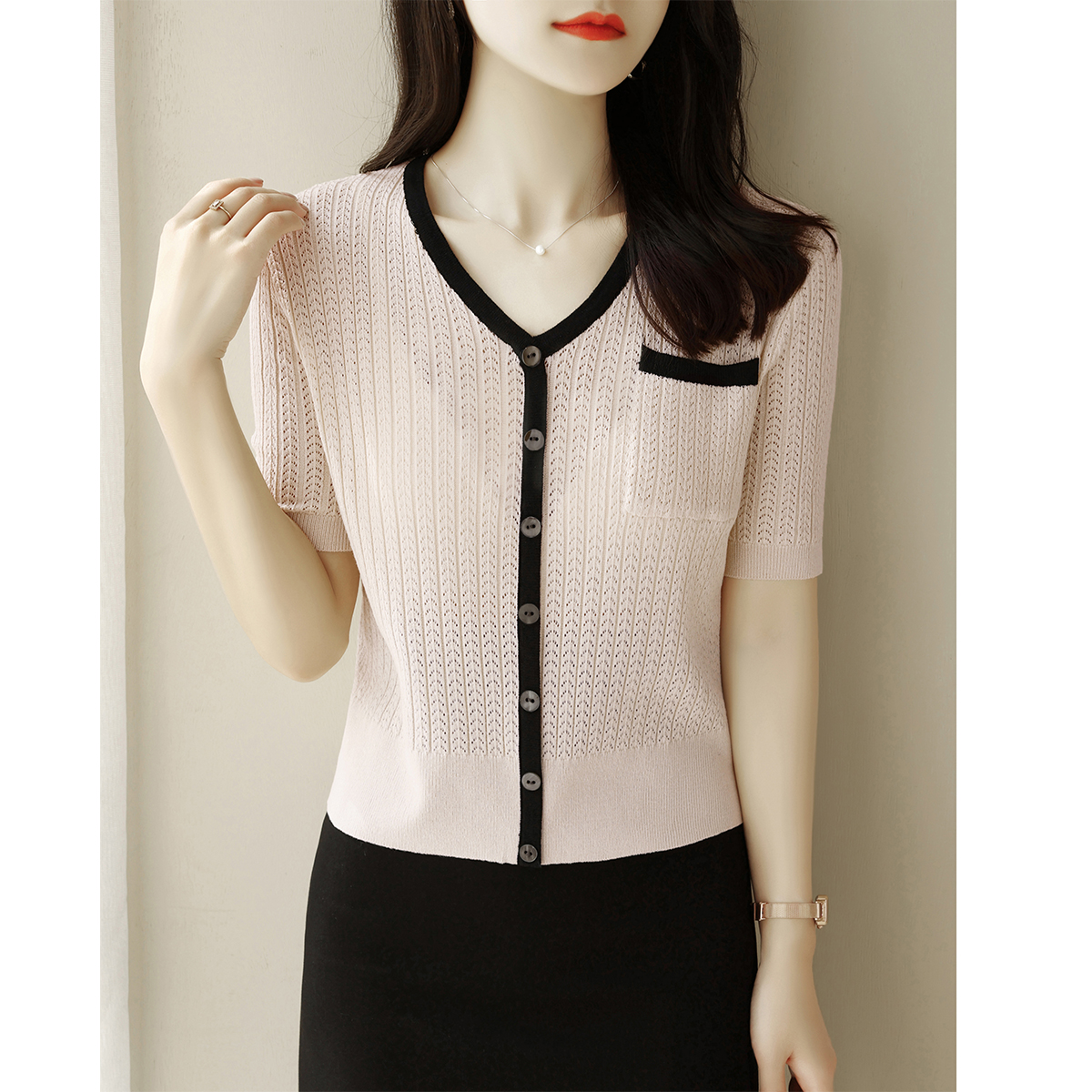 夏季时尚V领拼色假开衫短袖针织衫女宽松显瘦百搭镂空设计上衣