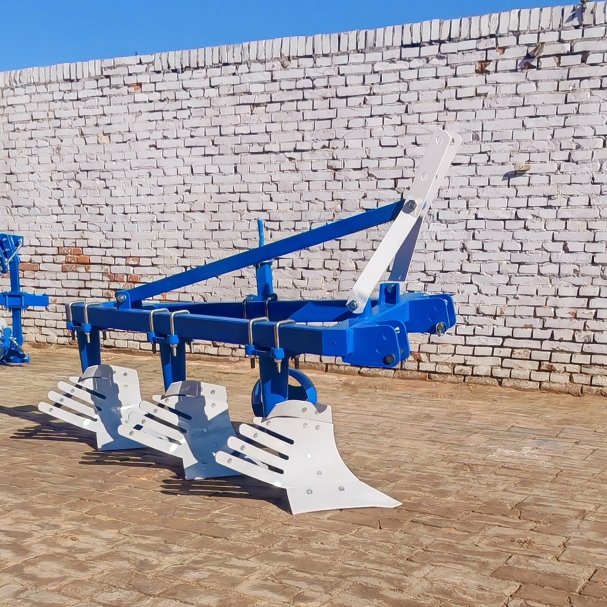 325型栅条平犁 3铧加厚翻地犁 拖拉机耕地犁320型三铧平犁