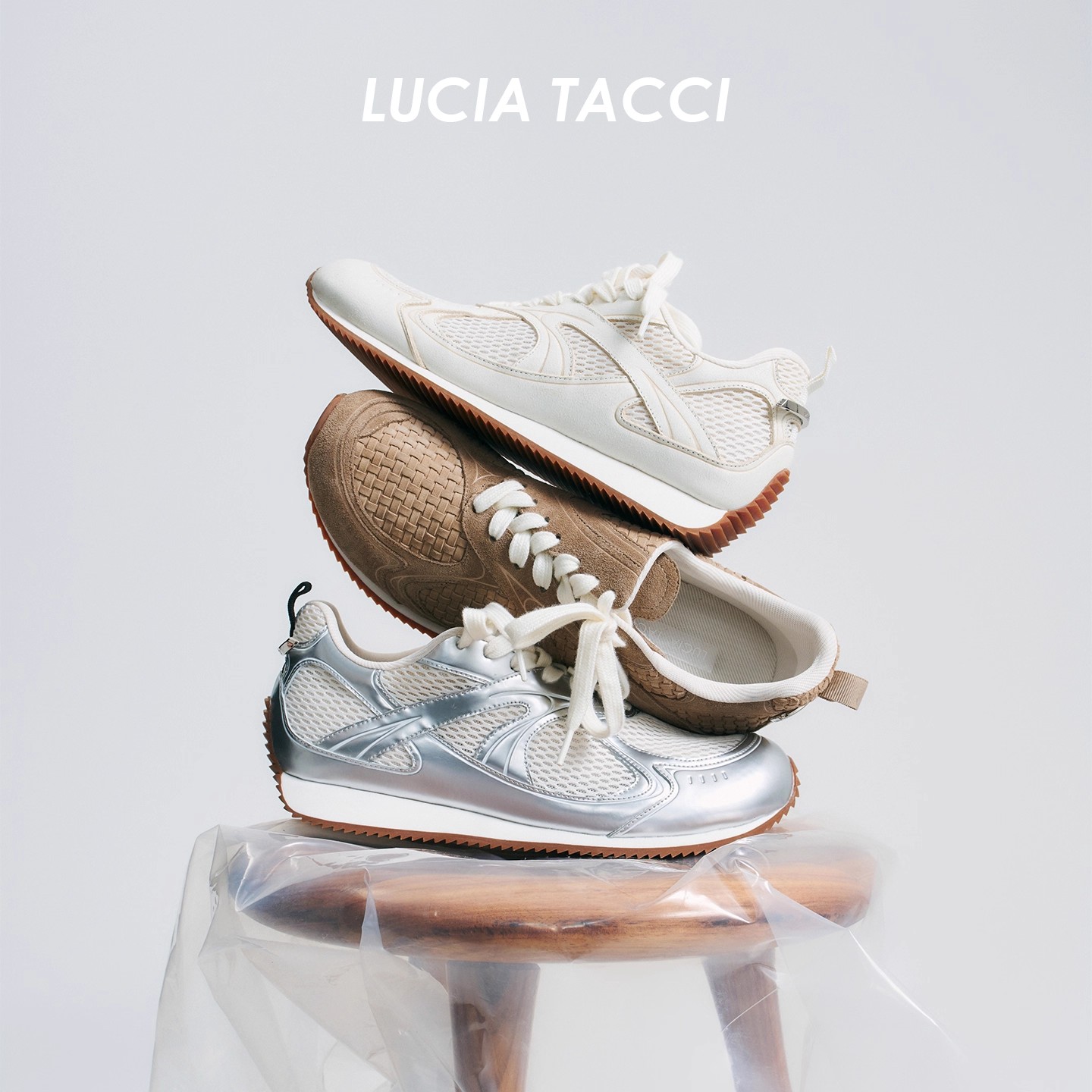 LUCIA TACCI原创设计师｜25春夏新品扭转鞋面薄底增高慢跑鞋