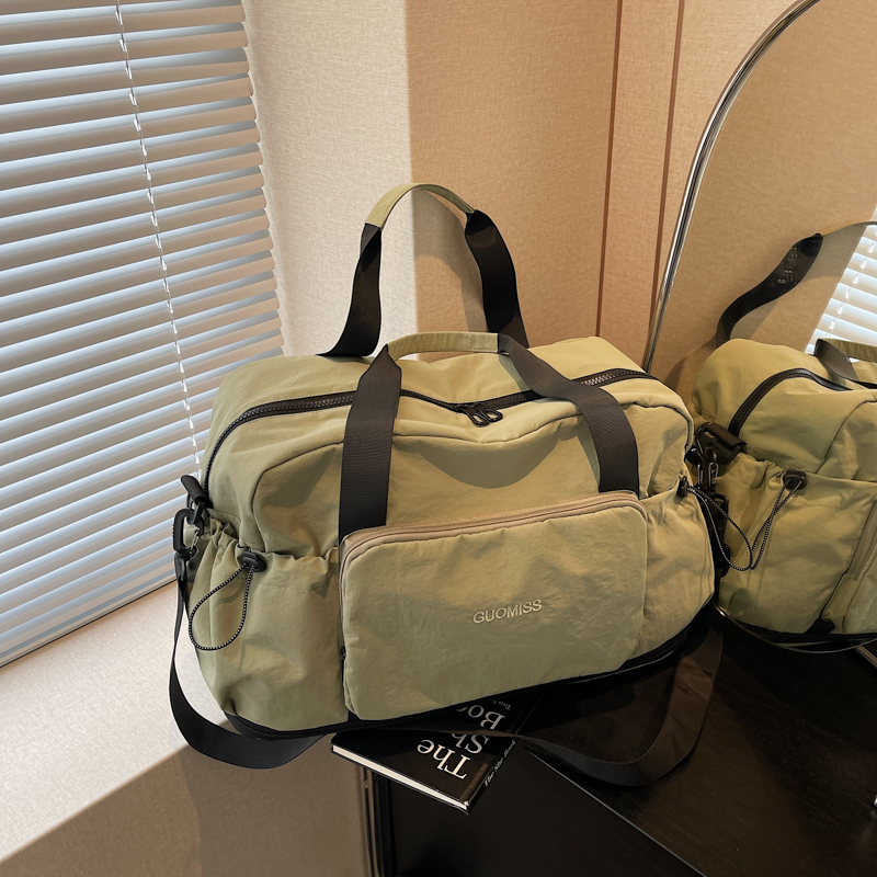 2025新款大容量单肩短途手提旅行包男女轻便旅游运动健身包行李箱