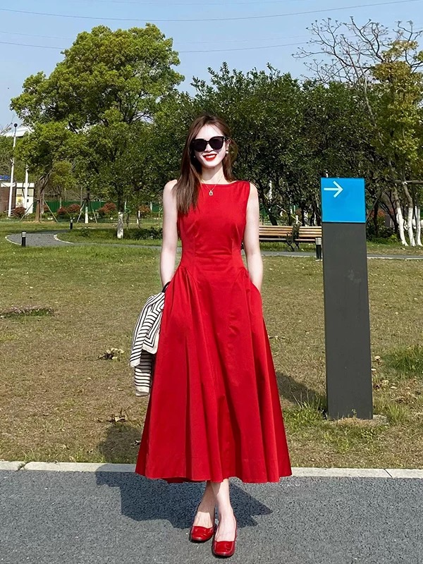 Y9483法式气质方领红色无袖连衣裙女春夏出游收腰中长款礼服裙