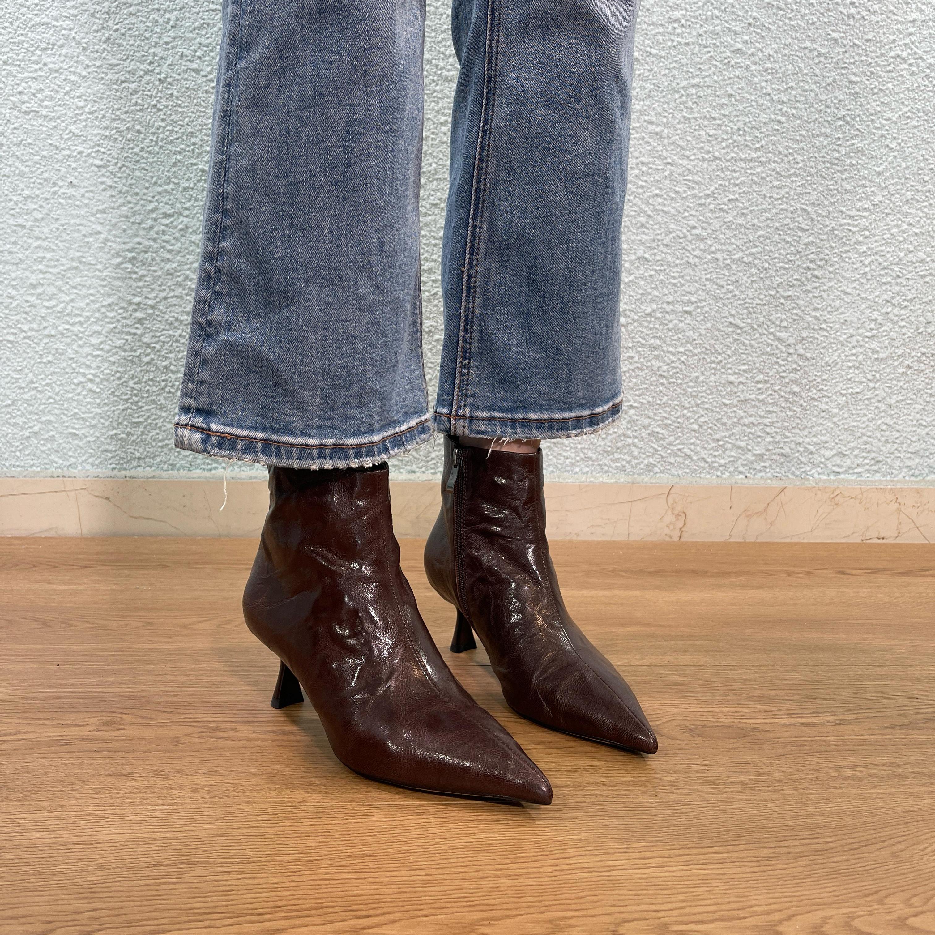 短筒靴女2025新款简约复古尖头侧拉链时尚百搭短靴羊皮气质瘦瘦靴