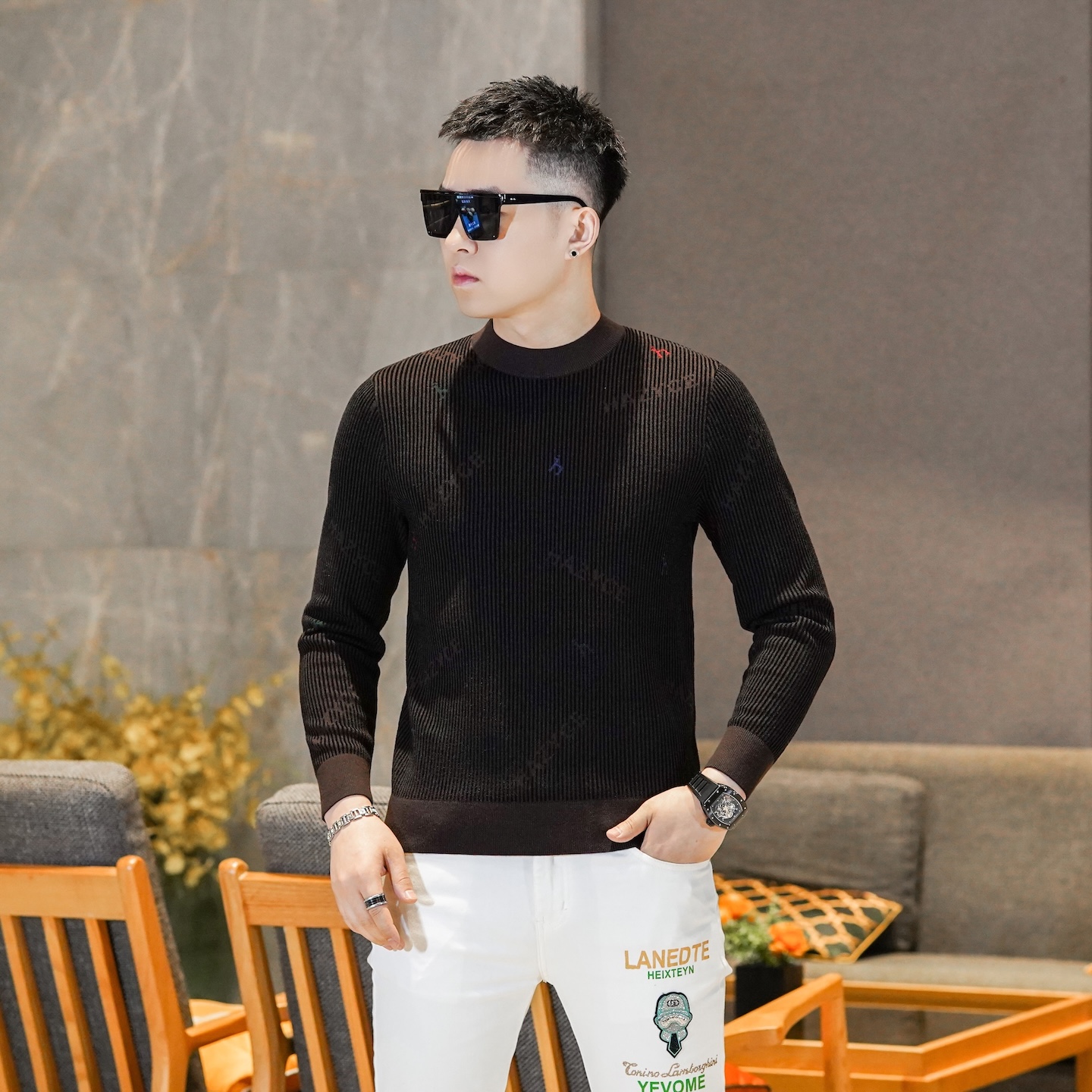 秋冬厚款男士潮牌个性竖条纹时尚提花圆领长袖咖色毛衣男GL89285