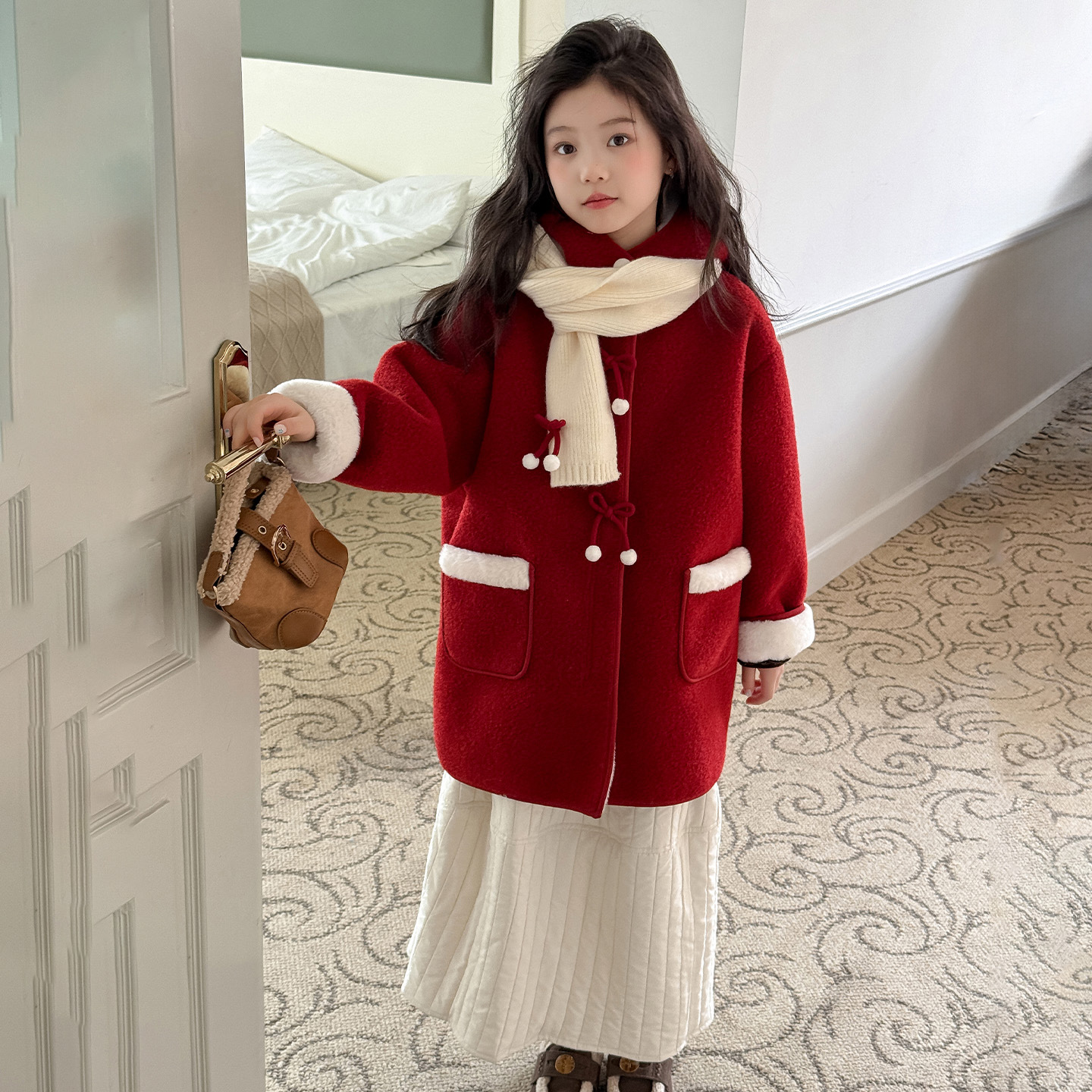 女童毛呢外套冬季2025新款儿童洋气呢子加厚女大童秋冬装加绒大衣