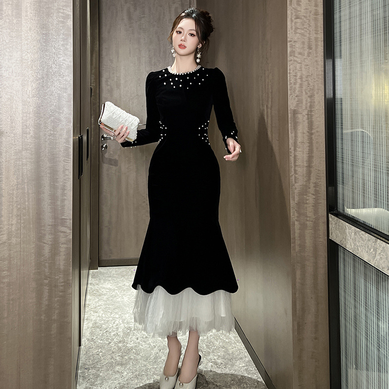新款女装法式钉珠圆领修身不规则鱼尾丝绒连衣裙21630