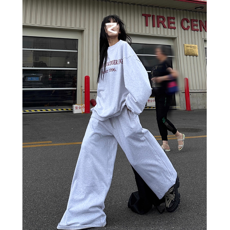 ACUN漫步费尔岛套装 灰色圆领卫衣+拖地阔腿裤休闲卫裤