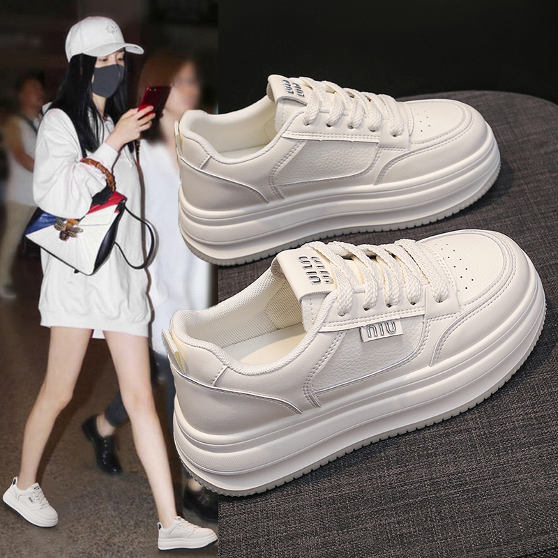 2025新款松糕底小白鞋女百搭板鞋透气舒适运动学生休闲韩版女鞋