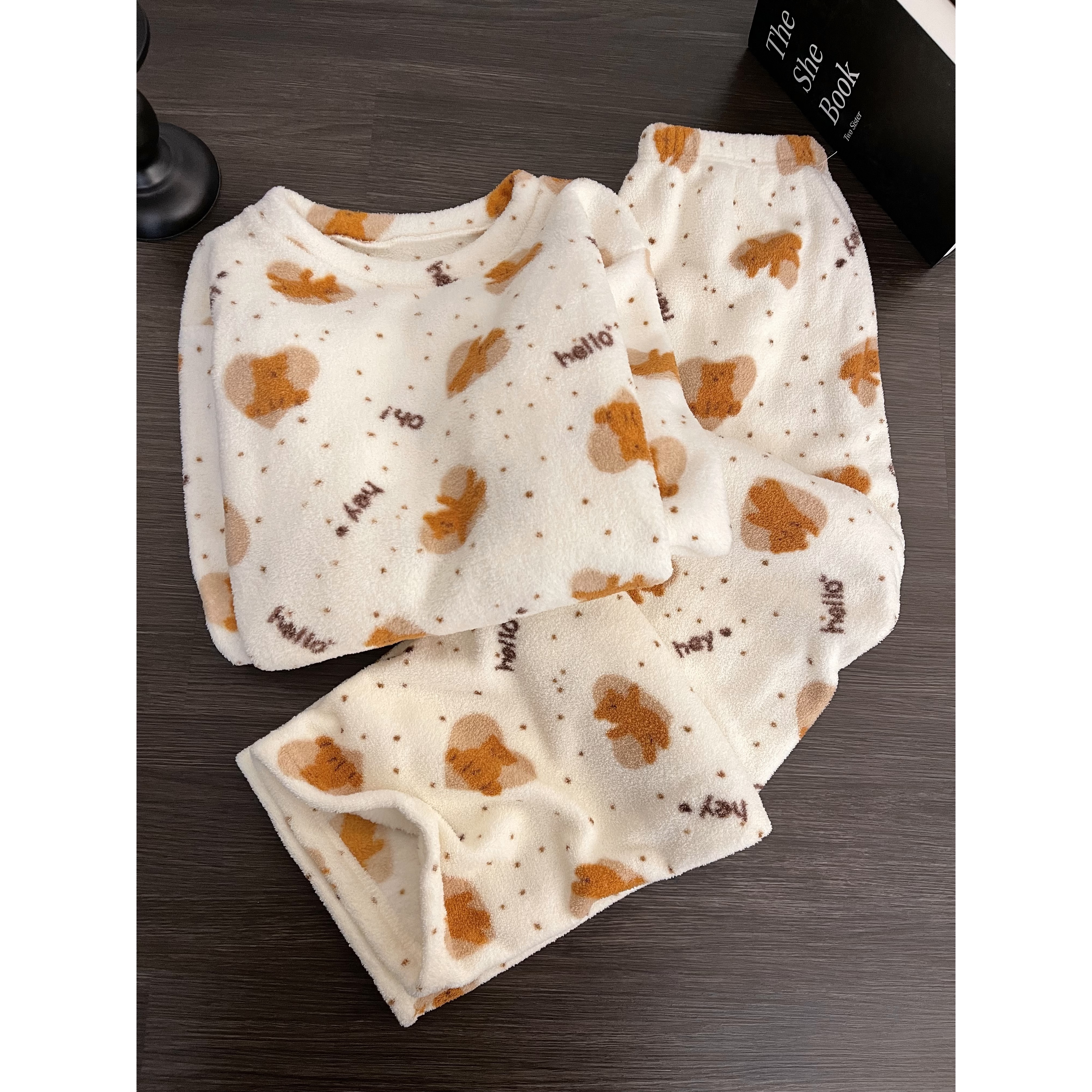 软糯可爱小熊印花法兰绒睡衣女2025秋冬新款保暖亲肤家居服套装女