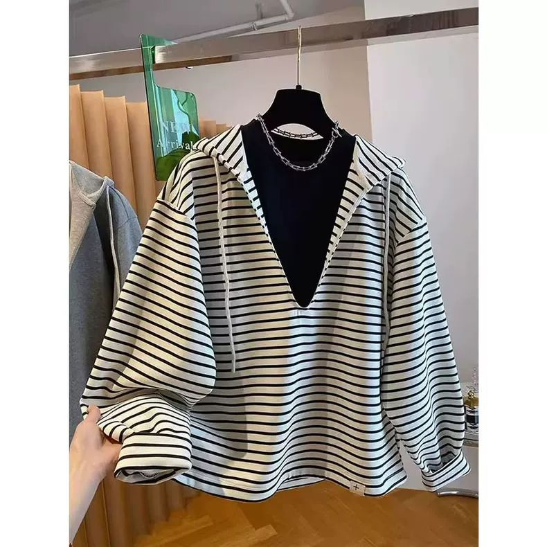 胖妹妹240斤大码慵懒风超好看假两件条纹连帽卫衣女秋冬宽松上衣