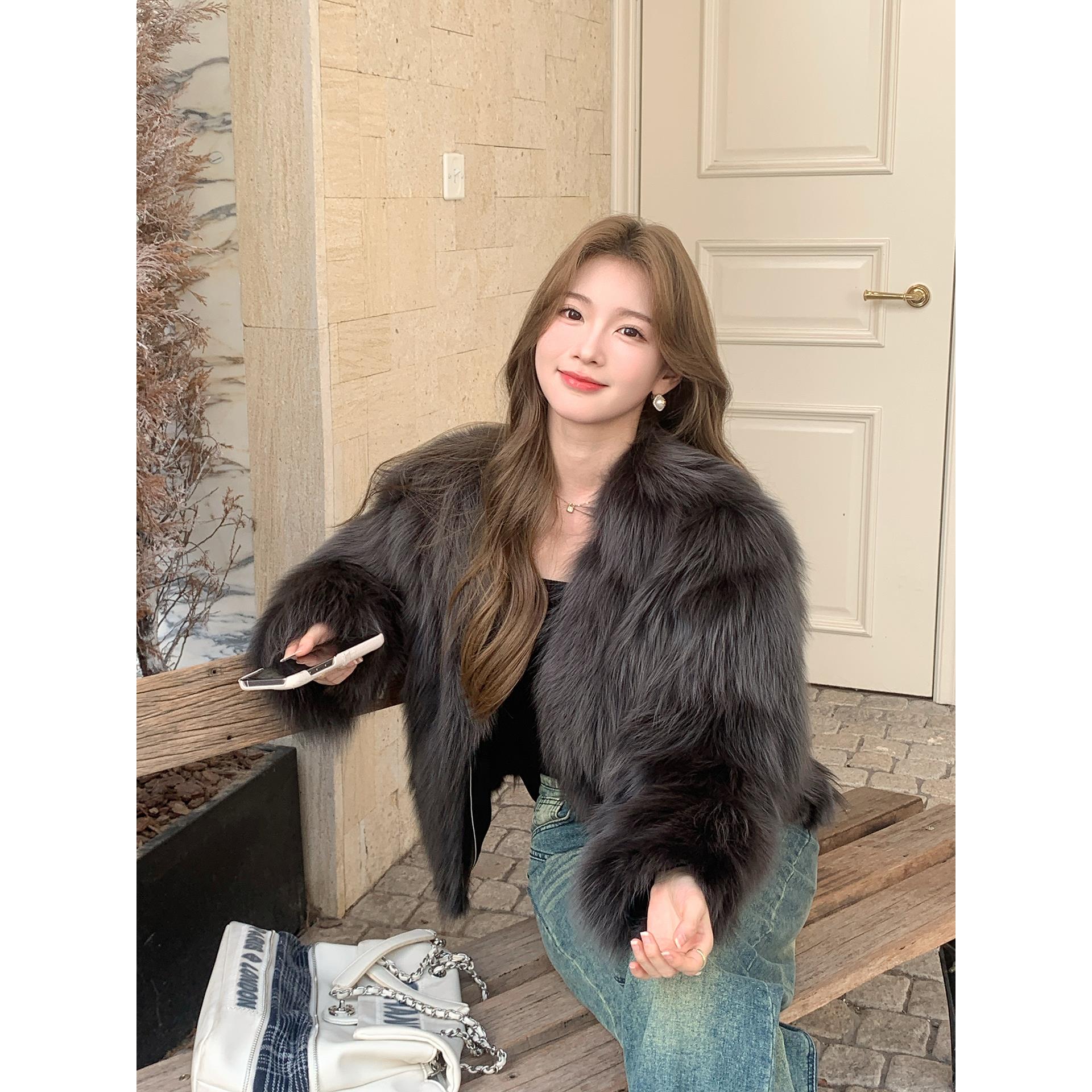 SANHU『迷雾少女』芬兰进口saga银狐狐狸毛年轻款毛毛皮草外套女