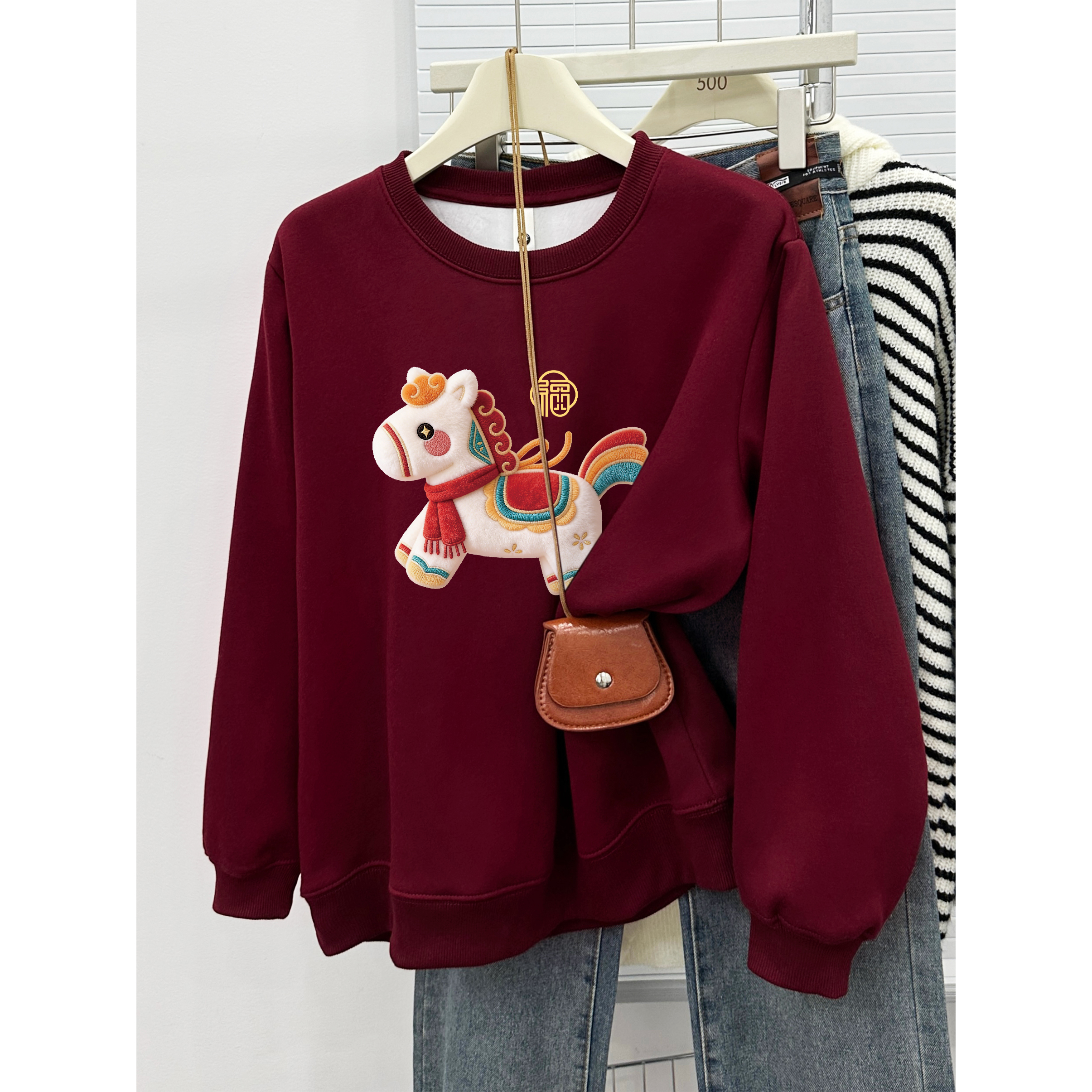 2026马年酒红色圆领卫衣外套女装冬季加绒加厚宽松大码本命年上衣