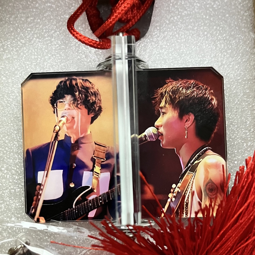 致敬beyond黄家驹挂件公仔钥匙扣摇摇乐Q版公仔摆件汽车挂件