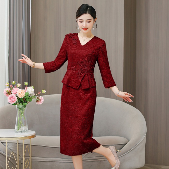 喜妈妈婚宴蕾丝礼服连衣裙2025新款喜婆婆装婚宴装敬酒修身婚宴裙