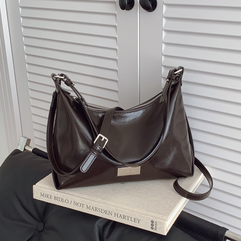 高级感腋下包包女秋冬2025年新款潮复古休闲托特包亮色单肩斜挎包