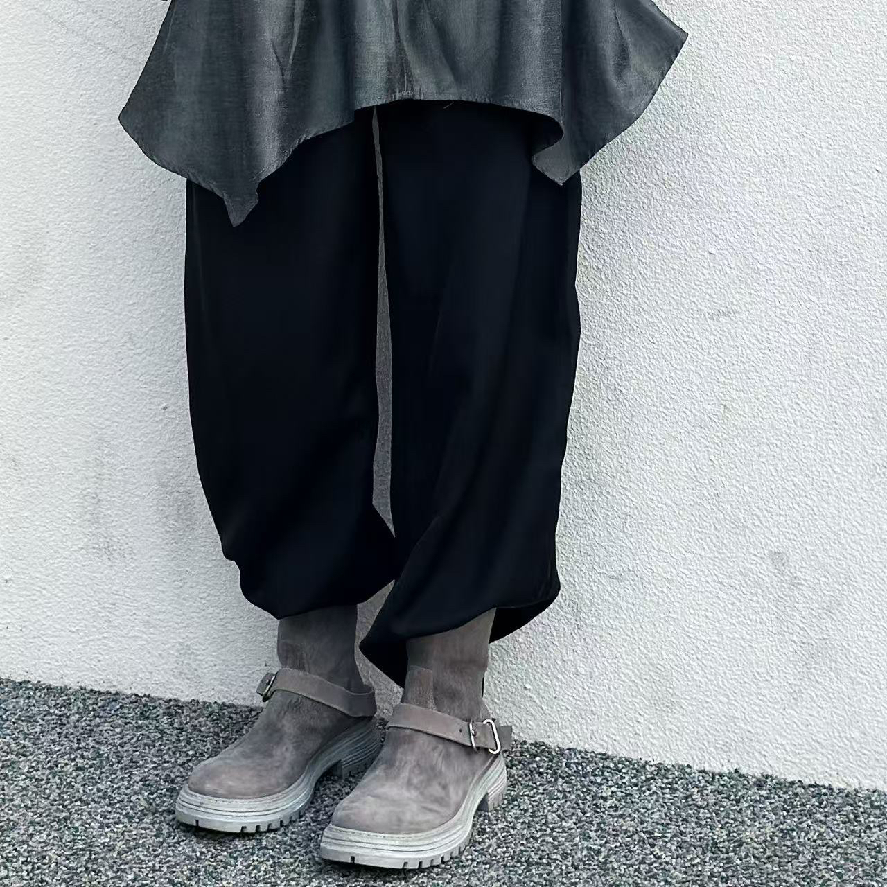 Mantova 曼托瓦2025新款马臀皮复古马丁靴短靴显瘦百女秋冬皮带扣