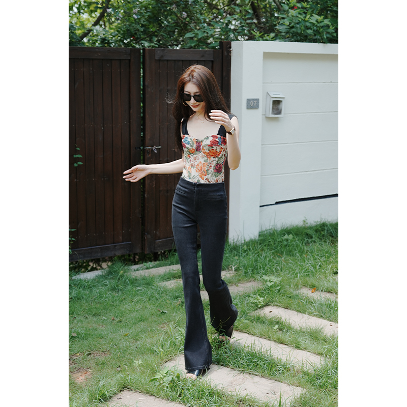 【ZOE】• 女神裤 •黑灰西裤扣中高腰牛仔喇叭裤设计感微喇显高显瘦