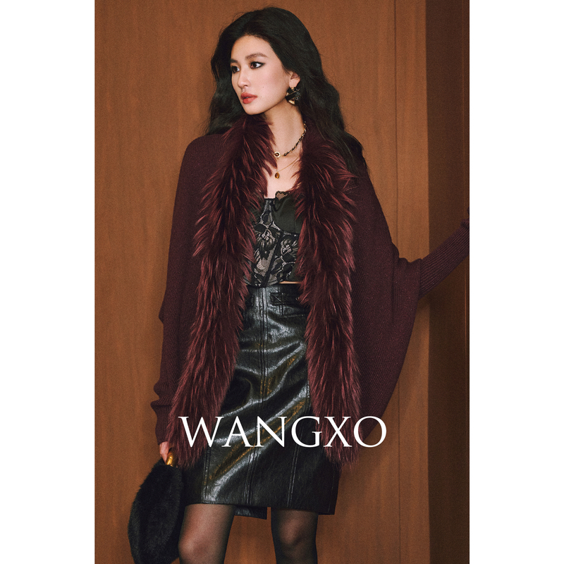 WANGXO  重磅貉子毛条针织开衫2501237W