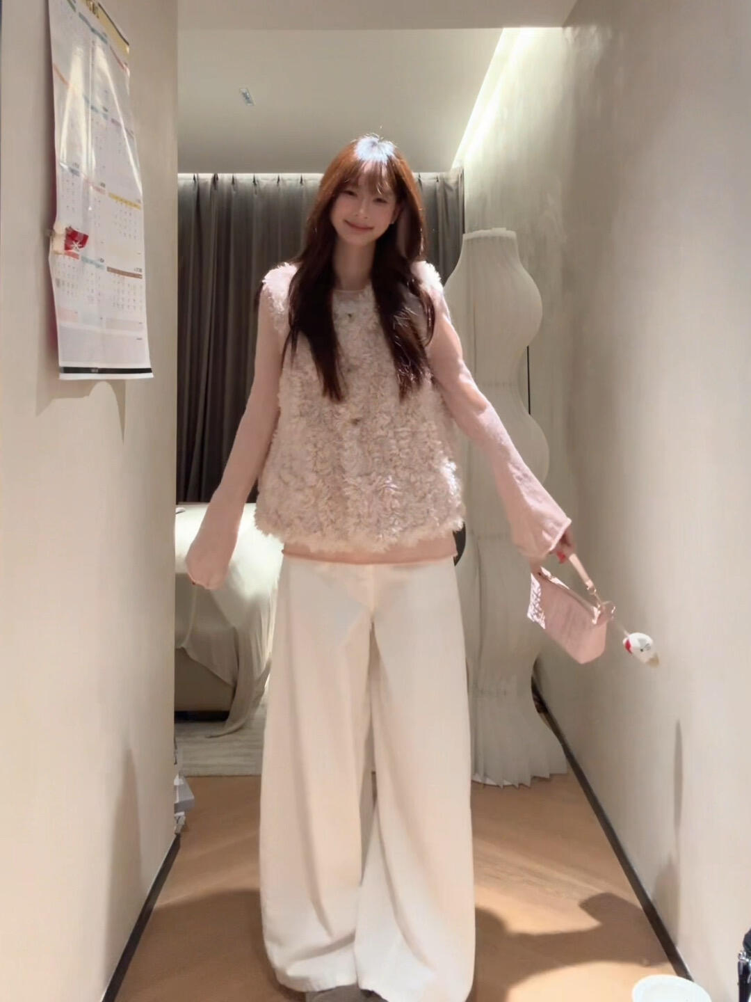 2025秋季新款时尚一整套甜美减龄毛绒马甲上衣百搭阔腿裤三件套装