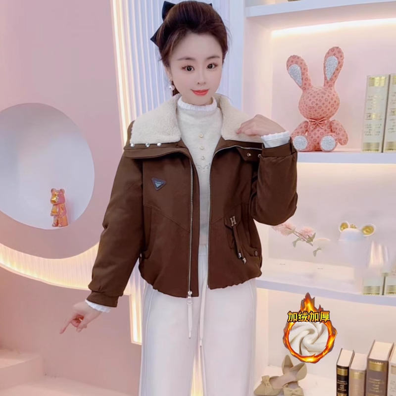 时尚加绒加厚短外套女2025冬季新款洋气宽松加厚保暖翻领派克服潮