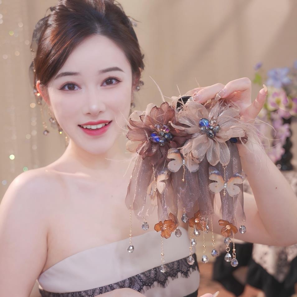 【秋日来信】小众设计师款重工流苏抓夹显发量气质优雅发夹3209