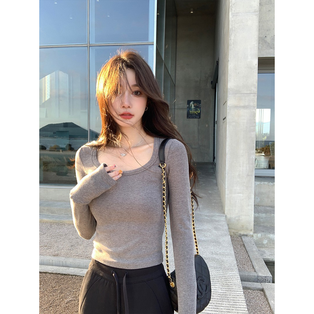 法式u领磨毛保暖长袖秋冬季新款短款内搭t恤薄绒修身收腰打底衫潮